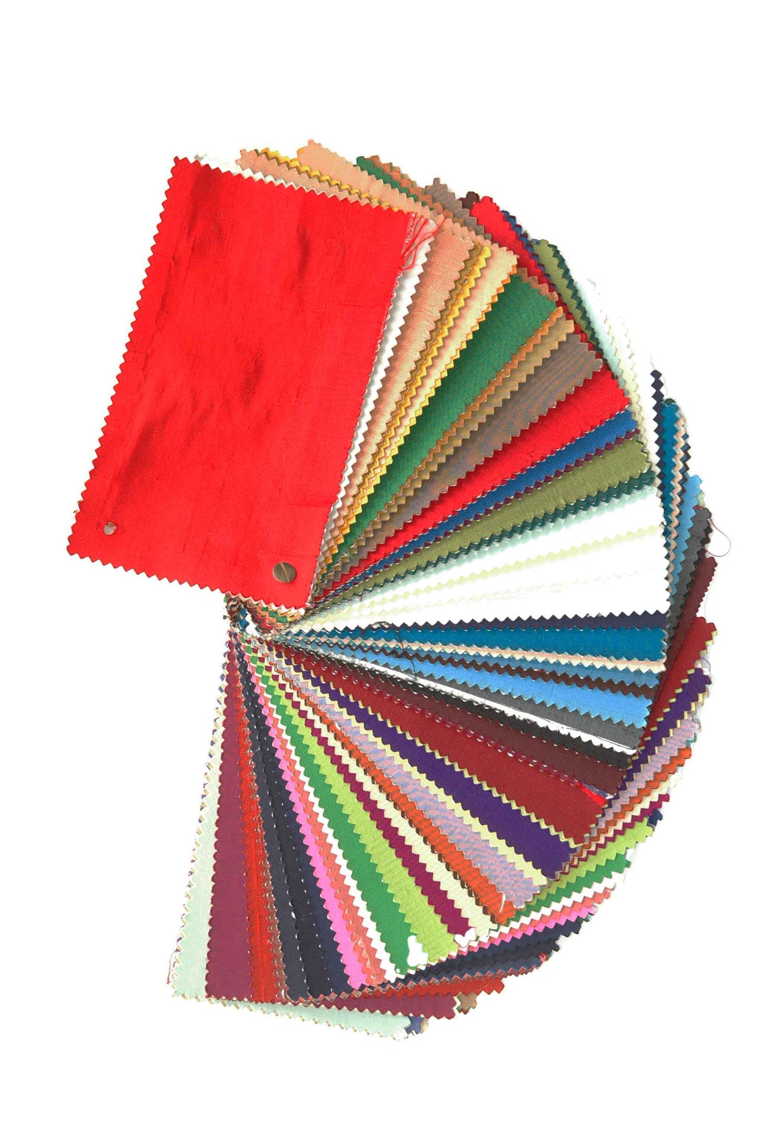 Bei Design Gianni Sarto liegen Seidenkollektionen für Kimonno mit großer Farbauswahl vor.