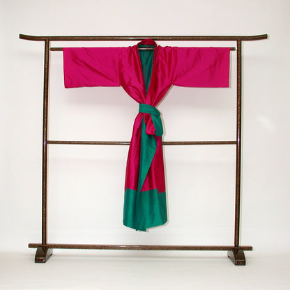 Seiden-Kimono zum Wenden aus Doupion-Seide, pink-grün von Design Gianni Sarto luxuriös, Design Gianni Sarto